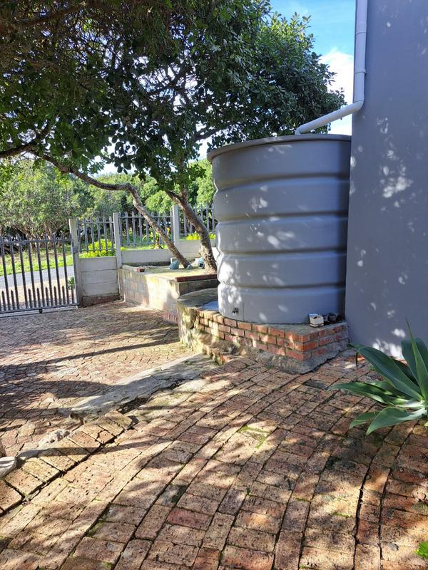 6 Bedroom Property for Sale in Kleinbaai Western Cape